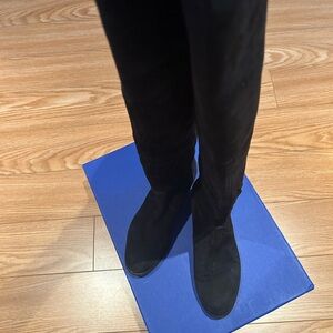 US 5 Stuart Weitzman Black Leather and Suede Over-the-Knee Boots